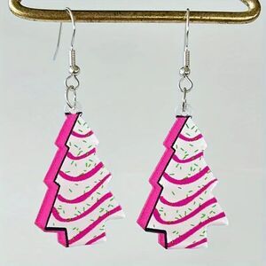 🎄 Pink Christmas Tree Snack Cake Earrings – Holiday Dangle Earrings – Cute Fest